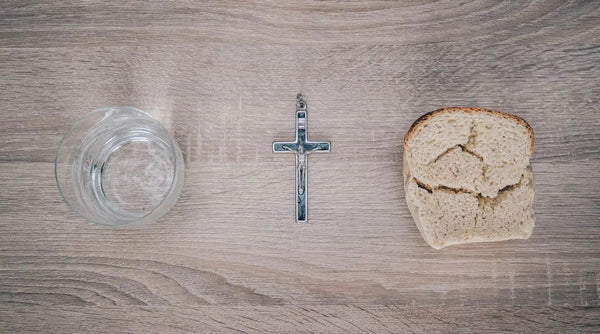 Kommunionskarte schreiben: 120+ Sprüche, Texte & Tipps