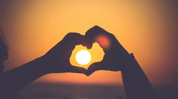 Valentinskarte schreiben: 100+ Sprüche, Texte & Tipps 2026