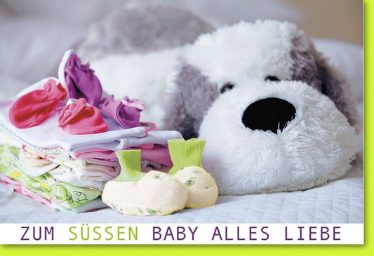 Geburtskarte - Süße Grußkarte mit Stofftier und Babyschuhen für Neugeborene im Kuscheltier - Design