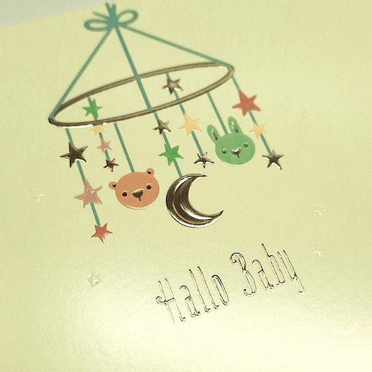 Glückwunschkarte zur Geburt mit Mobile Motiv Bär Hase Sterne Mond zarte Farben Doppelkarte für Jungen und Mädchen