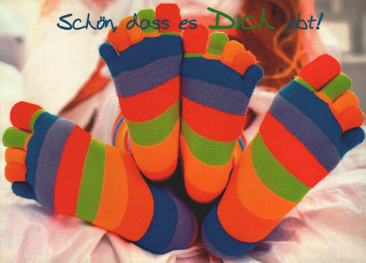Postkarte Freundschaft Schön dass es Dich gibt bunte Ringelsocken fröhliches Motiv farbenfrohe Karte für beste Freunde