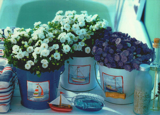 Postkarte maritime Kunstpostkarte mit Segelbooten und Blumen im Vintage Look für besondere Grüße und liebe Wünsche