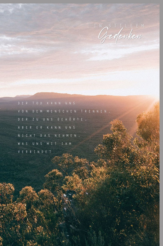 Trauerkarte Beileid mit Berglandschaft - Abschied & Anteilnahme, Sonnenuntergang in warmen Tönen, Trost für Erwachsene und Familien