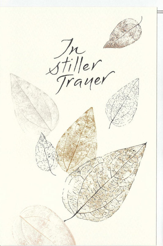 Trauerkarte - Stilvolle Anteilnahme mit Skorpion und herbstlichen Blättern, elegantes Design für Gedenkanlässe