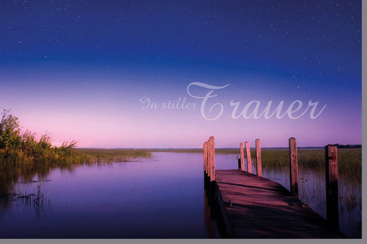 Trauerkarte zur Anteilnahme - Beileidskarte mit Steg am See, Lila Abendhimmel für Abschied und Gedenken, Frieden & Ruhe