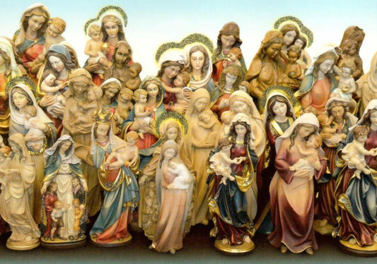 Weihnachtspostkarte mit Figuren - Frohe Weihnachten wünschen