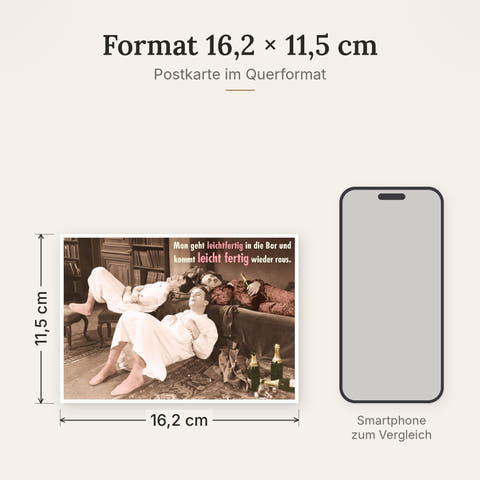 Postkarte im Format 16,2 x 11,5 cm, Größenvergleich mit Smartphone
