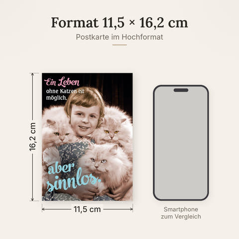 Postkarte im Format 11,5 x 16,2 cm, Größenvergleich mit Smartphone