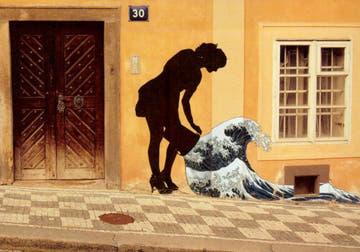 Blanko - Postkarte Street Art Sammler - Edition: Urbanes Wellenmuster & Graffiti - Motiv – Künstlerische Stadt Szene mit Hausnummer Design
