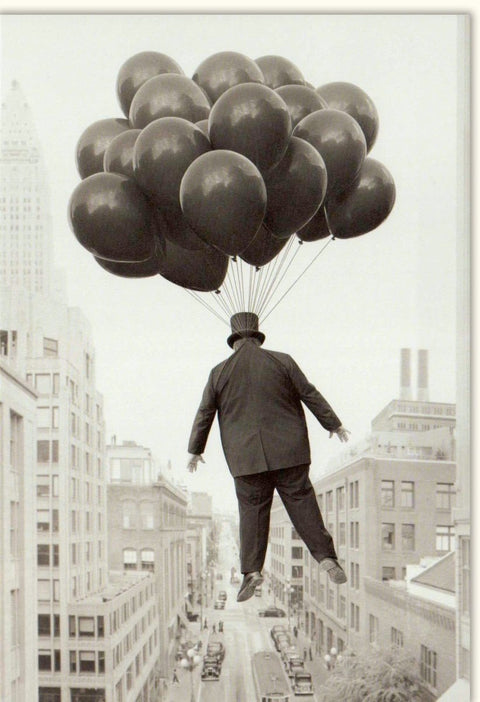 Blankokarte "Big Boss in New York" - Stilvolle Schwarz - Weiß - Fotografie mit Mann & Luftballons, Stadtansicht, Monochromes Design