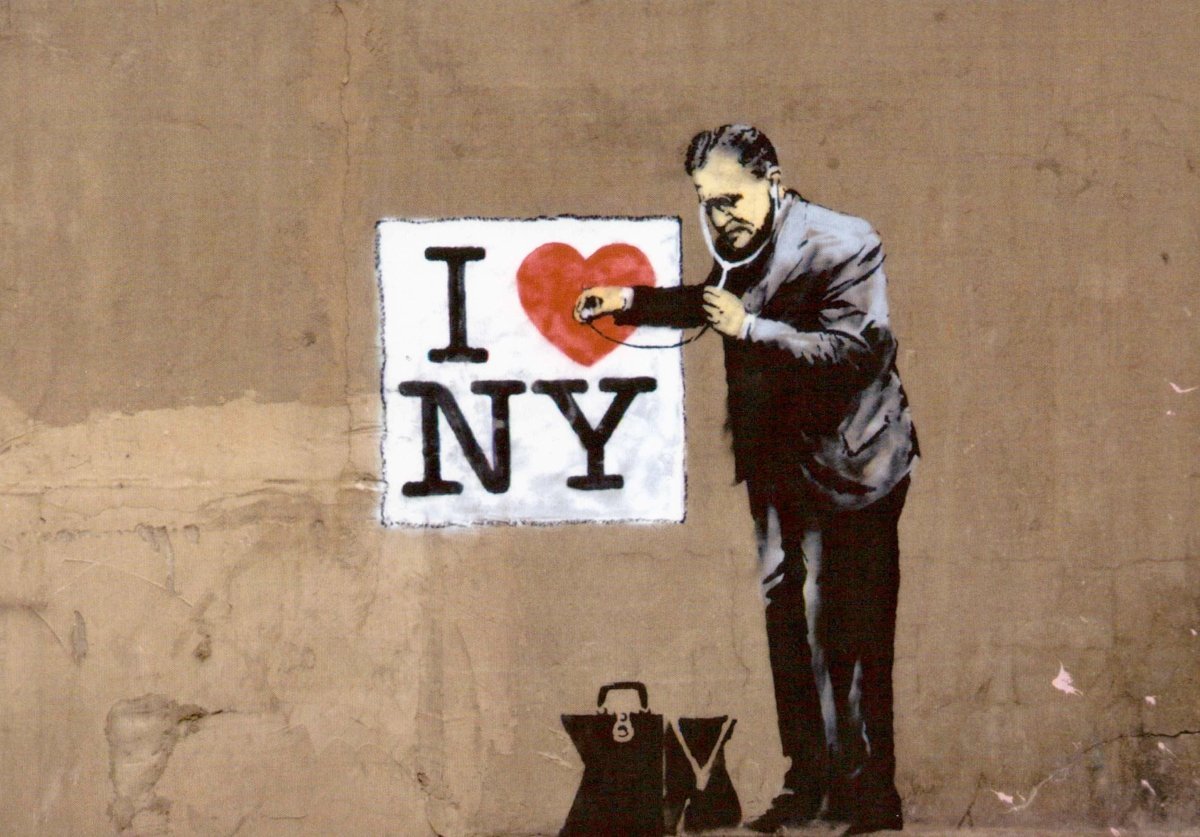 Blankopostkarte Urban Love - New York Streetart im Banksy - Stil | Trendige Graffiti Kunst | Hipster Souvenir & Sammlerstück für Reisende