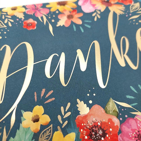 Danksagungskarte mit bunten Blumen und goldener Schrift Danke hochwertige Grußkarte farbenfroh für persönliche Dankesworte