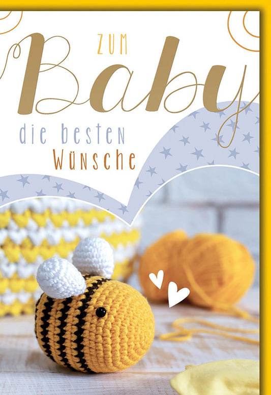 Geburtskarte Baby – Gehäkelte Biene mit Herzchen und Sternen in Gelb - Blau Design