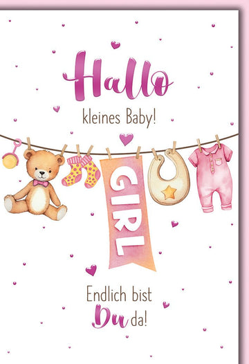 Geburtskarte Mädchen – Teddy und Wäscheleine mit rosa Akzenten und Herzmotiven