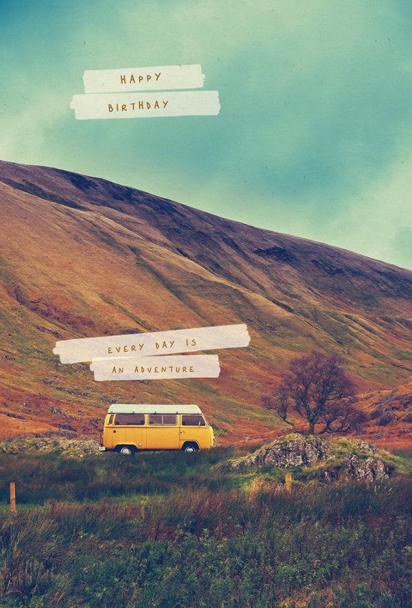 Geburtstagspostkarte Bus & Berg aus nachhaltigem Zuckerrohrpapier