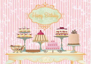 Geburtstagspostkarte: Eleganter Tisch mit Happy Birthday Veredelung