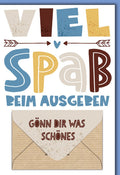 Geldgeschenkkarte Viel Spaß – Bunte Typografie mit Umschlag und humorvollem Spruch