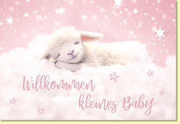 Glückwunschkarte zur Geburt Mädchen süßes schlafendes Lamm auf Wolke rosa Himmel Sterne Willkommen kleines Baby