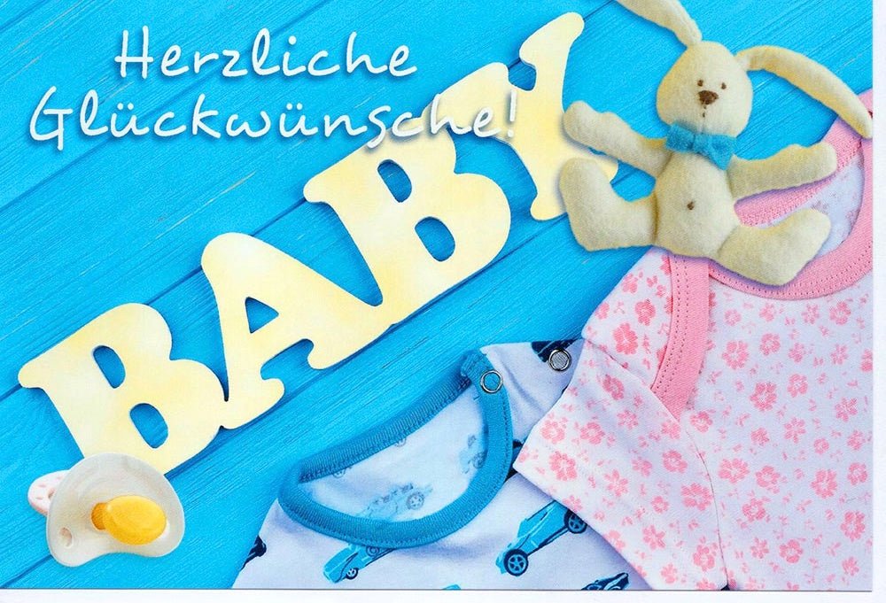 Glückwunschkarte zur Geburt mit BABY Schriftzug, niedlichem Stoffhasen, Strampler und Schnuller auf blauem Hintergrund