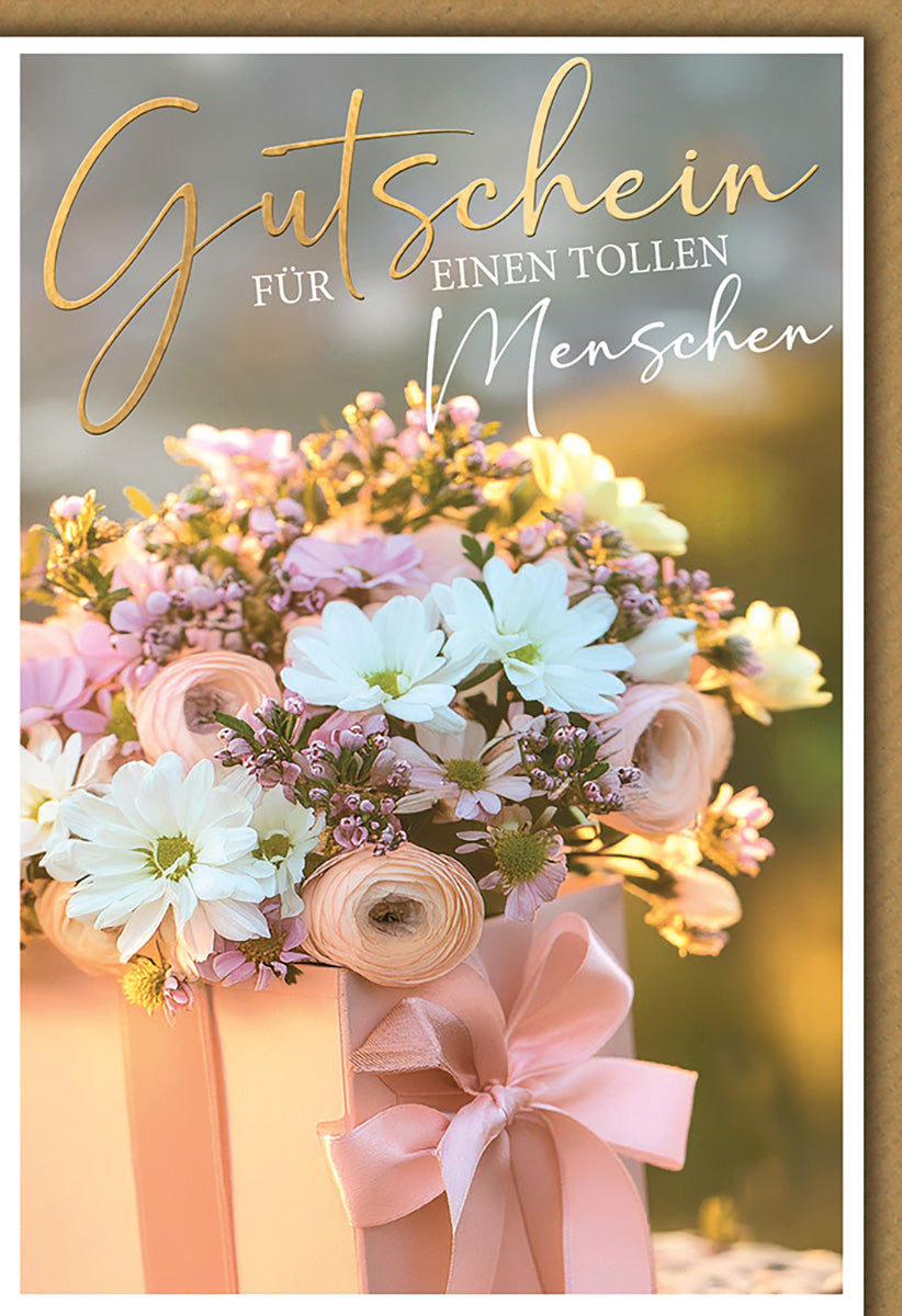 Gutscheinkarte Blumenstrauß – Pastellblumen mit rosa Geschenkbox und Schleife