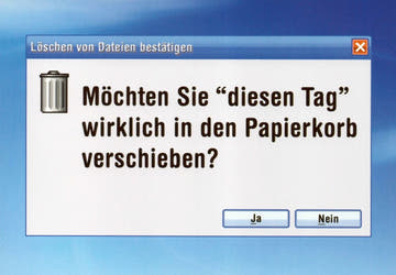 Humorvolle Postkarte - "Papierkorb - Tag: Zum Löschen Bestätigen" - Satirische Scherzkarte für Büro & Alltag, Lustig - Postkarten