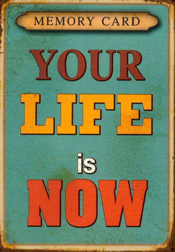 Inspirationskarte "Your Life is Now" – Vintage Retro Design in Grün & Orange, Englischer Text, Postkarten - Englisch
