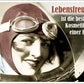 Lustige Postkarte: Lebensfreude als beste Kosmetik für Frauen – Ein humorvoller Gruß für jeden Anlass!