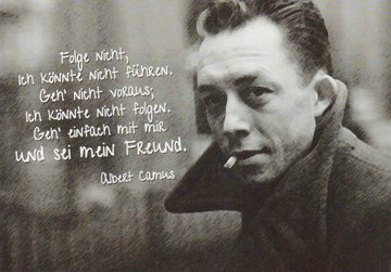 Postkarte Freundschaft inspirierender Spruch von Albert Camus schwarz weiß Vintage Design für besondere Freunde und herzliche Grüße