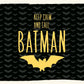 Postkarte - Sprüche: Keep Calm and Call Batman – Gelber Schriftzug auf Schwarz, perfekt für Superhelden - und Comic - Fans mit ikonischem Fledermaus - Design
