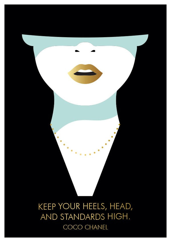 Postkarte stilvolles Coco Chanel Zitat moderne Postkarte mit Mode Illustration und inspirierendem Spruch für besondere Anlässe