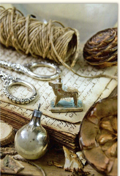 Traditionelle Weihnachtskarte - Vintage "Merry Christmas" mit Kordel, Buch & Schere Motiv - Nostalgische Festtagsdekoration