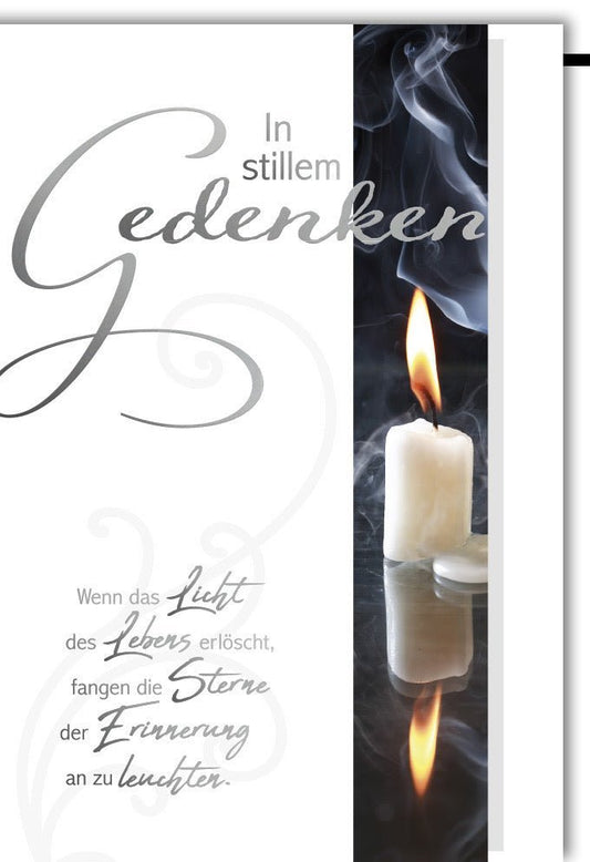 Trauerkarte "In stillem Gedenken" mit Kerzenmotiv und Spruch über das Leuchten der Erinnerung