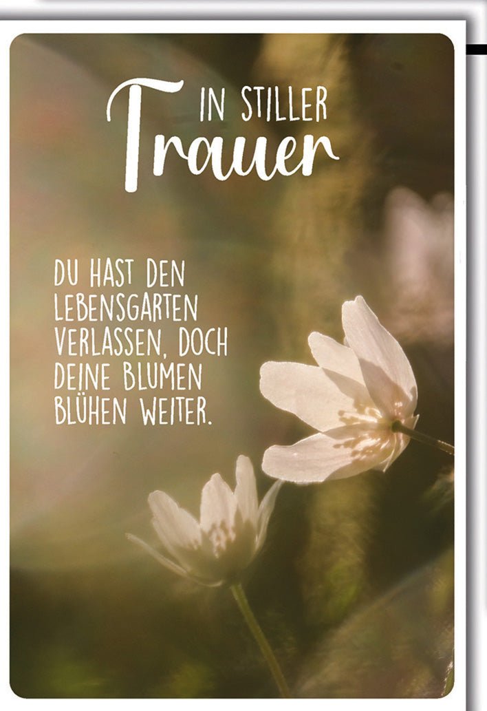 Trauerkarte Natur – Zarte Blumen mit poetischem Spruch in sanften Erdtönen