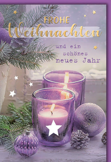 Weihnachtskarte Elegant – Lila Kerzen mit Tannenzweigen und Glitzerkugeln