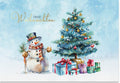 Weihnachtskarte mit fröhlichem Schneemann und festlich geschmücktem Tannenbaum