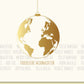 Weihnachtskarte mit goldener Weltkugel und festlichem Schriftzug in warmem Glanz