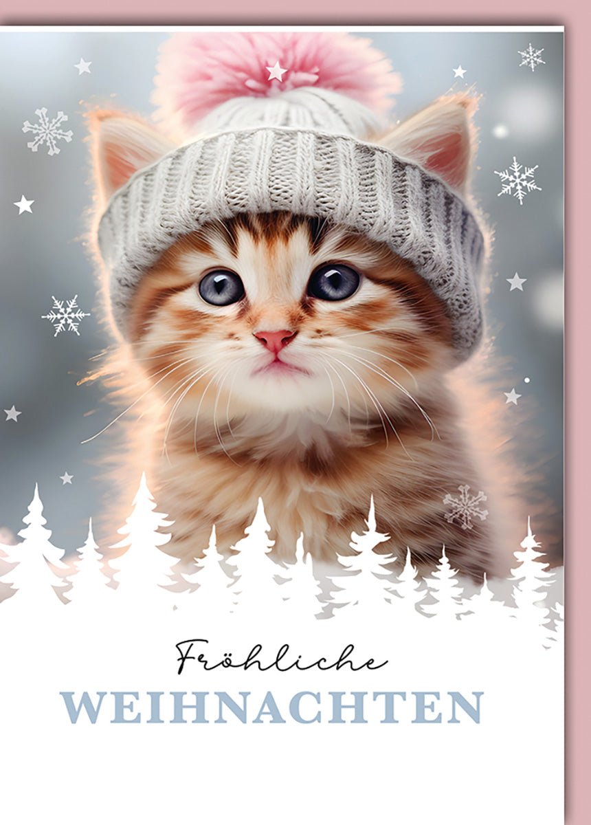 Weihnachtskarte Tiere – Niedliches Kätzchen mit Mütze und Schneeflocken im Winterwald
