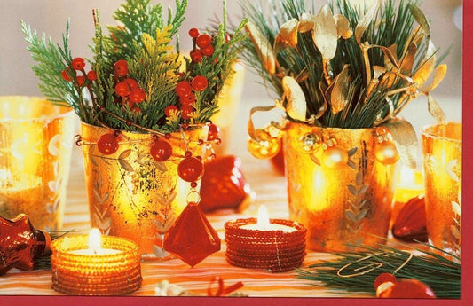 Weihnachtskarte - Traditionelle Festtagsgrüße mit festlicher Dekoration