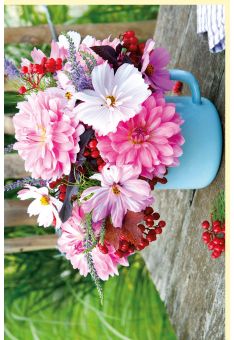 Fotogrußkarte Blumen Bunter Blumenstrauß im Becher