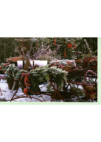 Weihnachtskarte traditionelles Foto Gartentisch