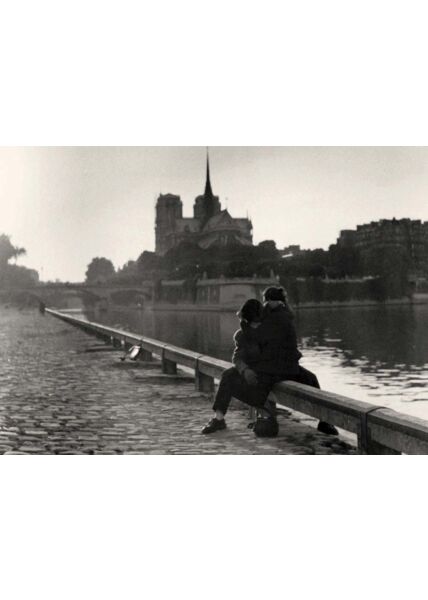 Postkarte schwarz weiß: Riverside Kiss, Paris