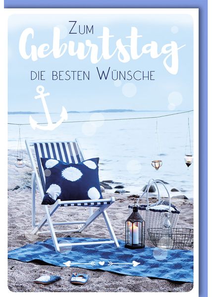 Glückwunschkarte zum Geburtstag - Anker am Strand mit Liegestuhl und Laterne.