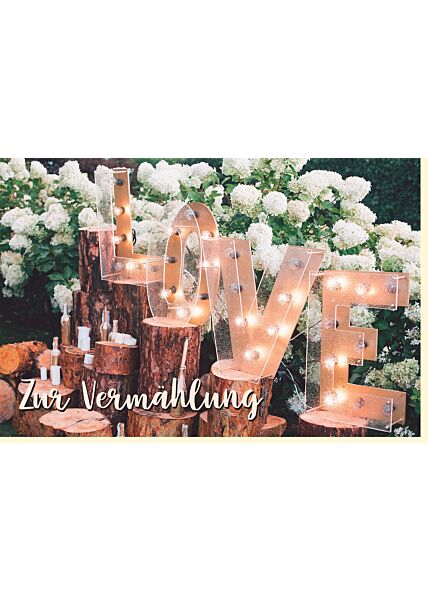 Hochzeitsgrußkarte Beleuchtete LOVE Buchstaben auf Holzklötzen, mit Spotlack