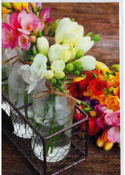 Karte blanko: kleine Vasen mit bunten Blumen