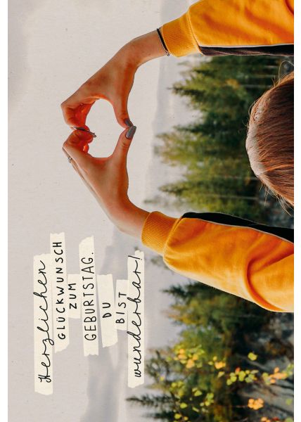 Postkarte Geburtstag Mit Händen geformtes Herz, Zuckerrohrpapier